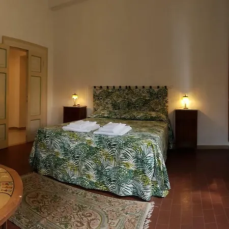 Dei Cipressi Wine سونا